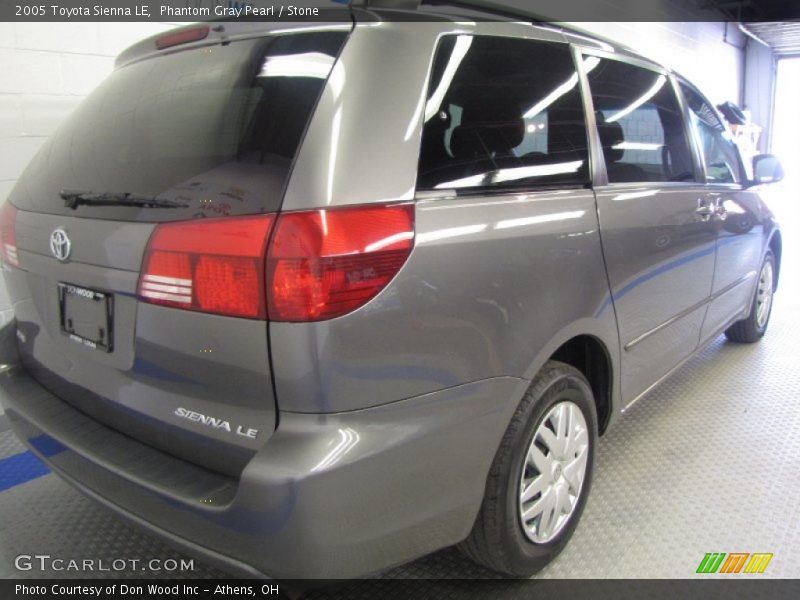 Phantom Gray Pearl / Stone 2005 Toyota Sienna LE