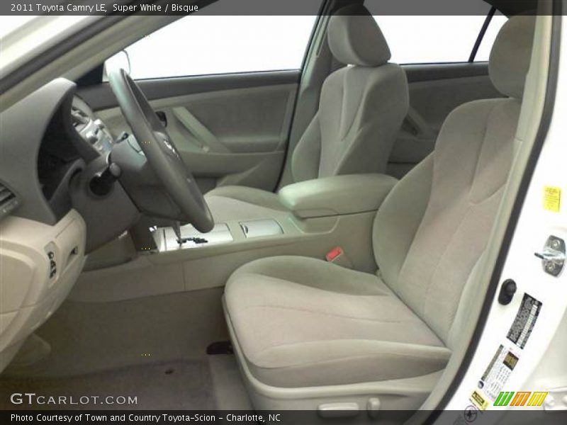 Super White / Bisque 2011 Toyota Camry LE