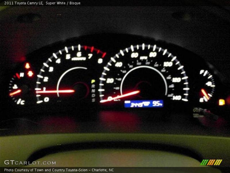 Super White / Bisque 2011 Toyota Camry LE