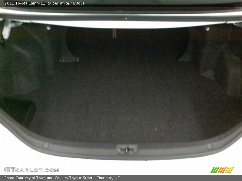 Super White / Bisque 2011 Toyota Camry LE