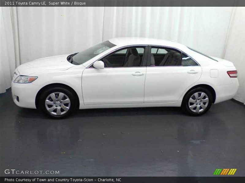 Super White / Bisque 2011 Toyota Camry LE