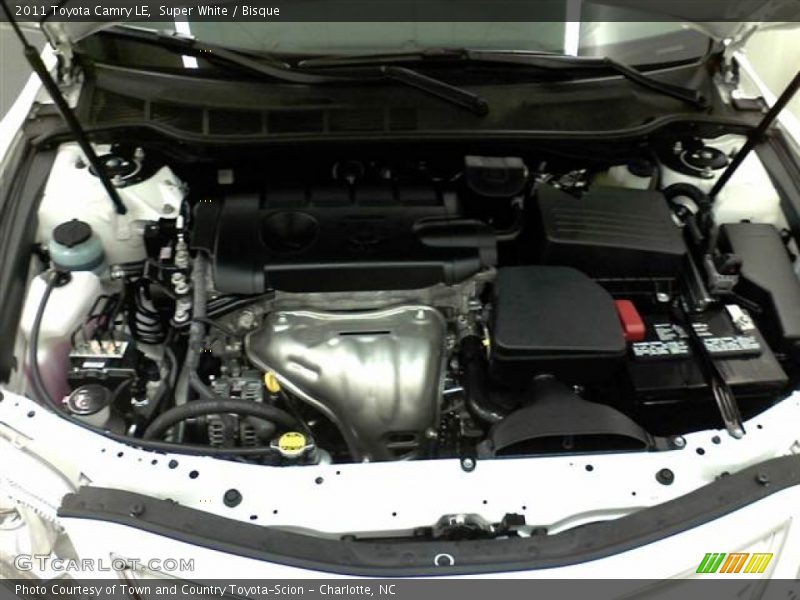 Super White / Bisque 2011 Toyota Camry LE