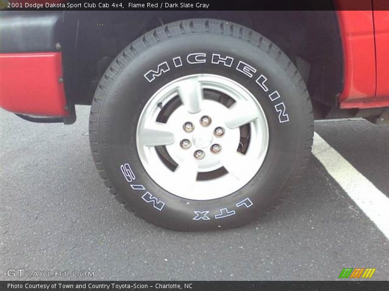  2001 Dakota Sport Club Cab 4x4 Wheel