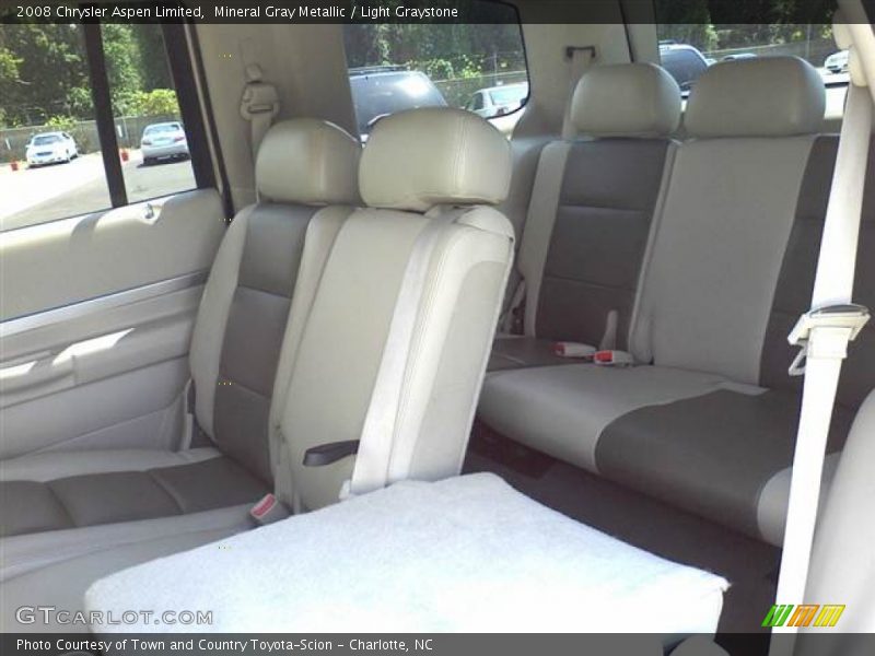  2008 Aspen Limited Light Graystone Interior