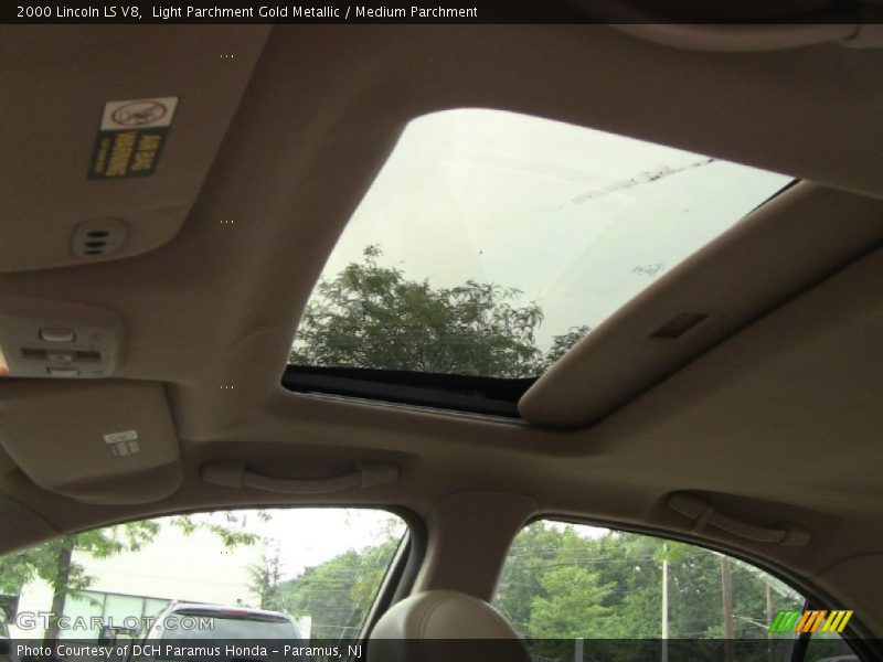 Sunroof of 2000 LS V8