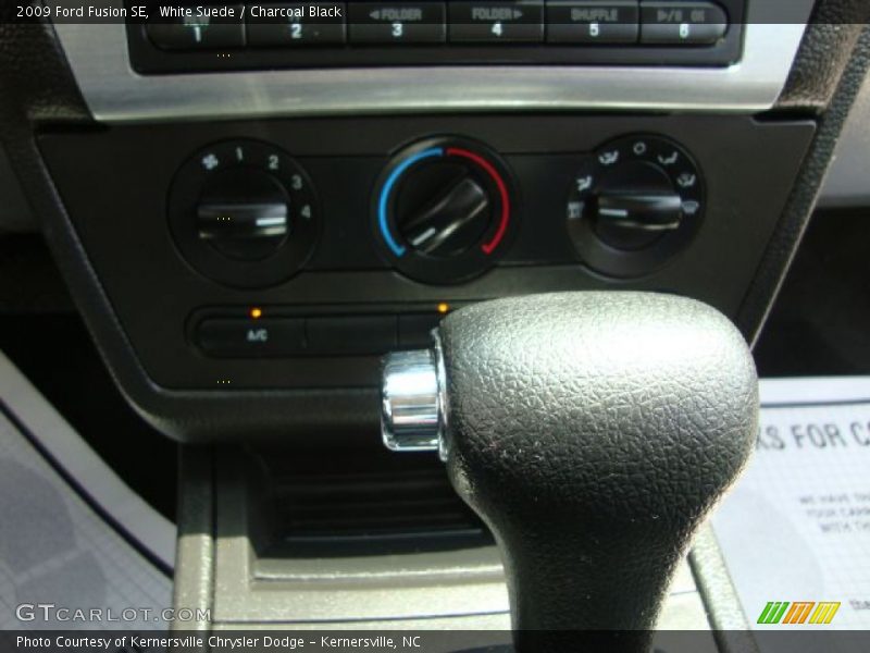 White Suede / Charcoal Black 2009 Ford Fusion SE
