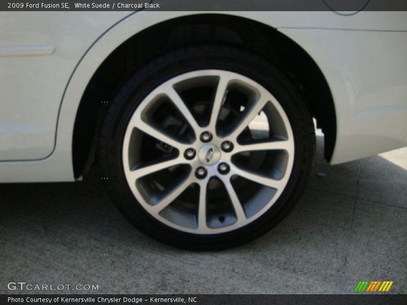 White Suede / Charcoal Black 2009 Ford Fusion SE