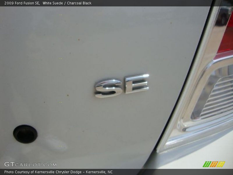 White Suede / Charcoal Black 2009 Ford Fusion SE