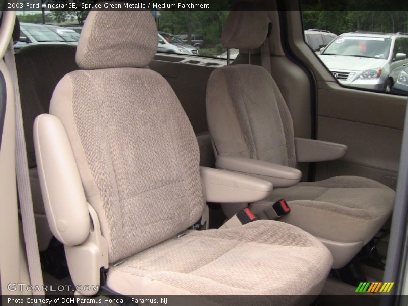 Spruce Green Metallic / Medium Parchment 2003 Ford Windstar SE