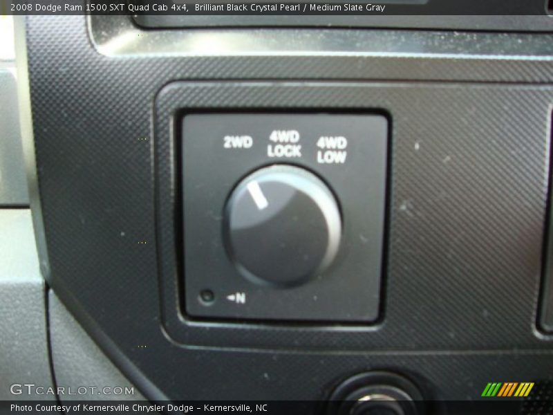Brilliant Black Crystal Pearl / Medium Slate Gray 2008 Dodge Ram 1500 SXT Quad Cab 4x4