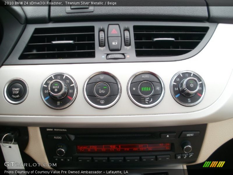Controls of 2010 Z4 sDrive30i Roadster