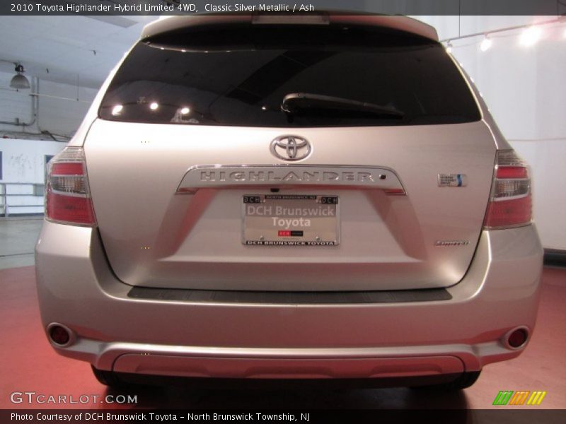 Classic Silver Metallic / Ash 2010 Toyota Highlander Hybrid Limited 4WD