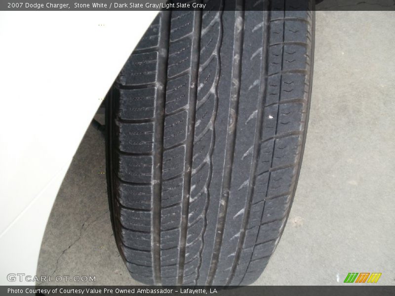 Stone White / Dark Slate Gray/Light Slate Gray 2007 Dodge Charger