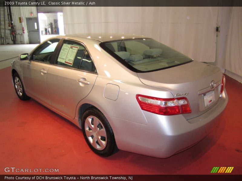 Classic Silver Metallic / Ash 2009 Toyota Camry LE