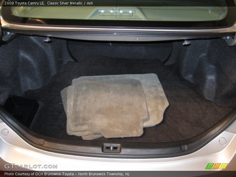 Classic Silver Metallic / Ash 2009 Toyota Camry LE