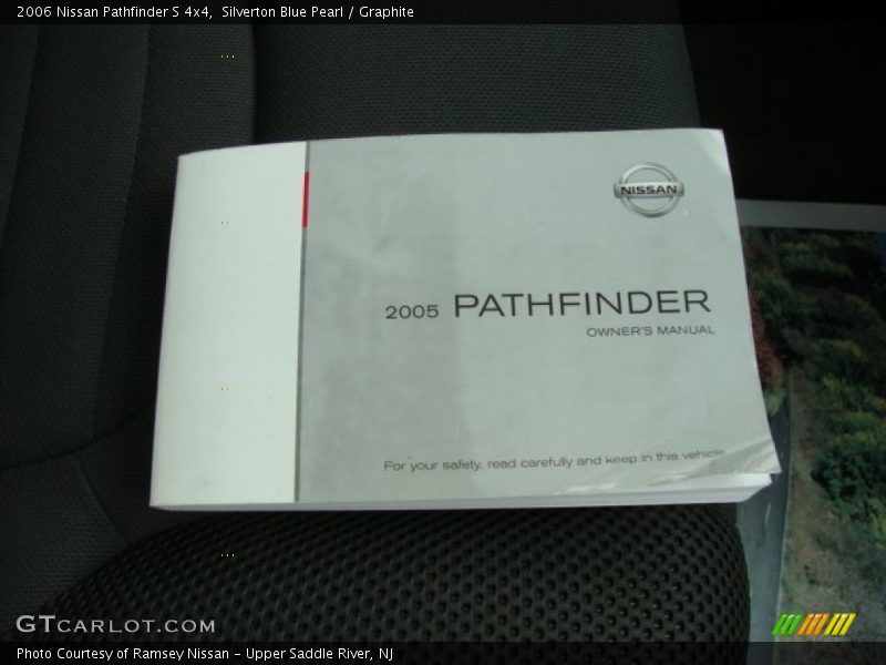 Silverton Blue Pearl / Graphite 2006 Nissan Pathfinder S 4x4