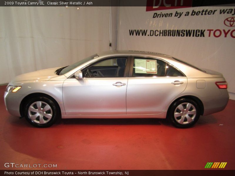 Classic Silver Metallic / Ash 2009 Toyota Camry LE