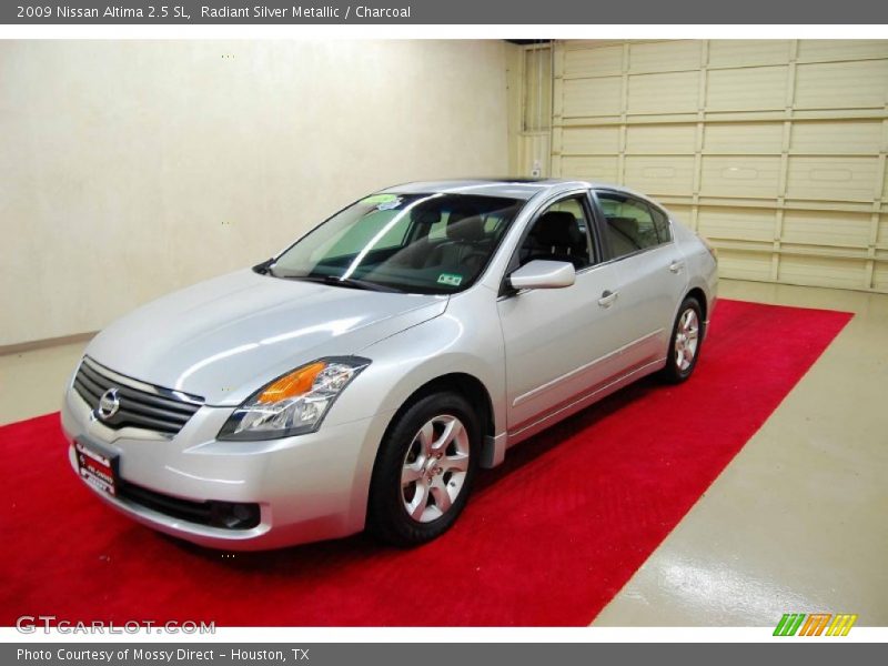 Radiant Silver Metallic / Charcoal 2009 Nissan Altima 2.5 SL