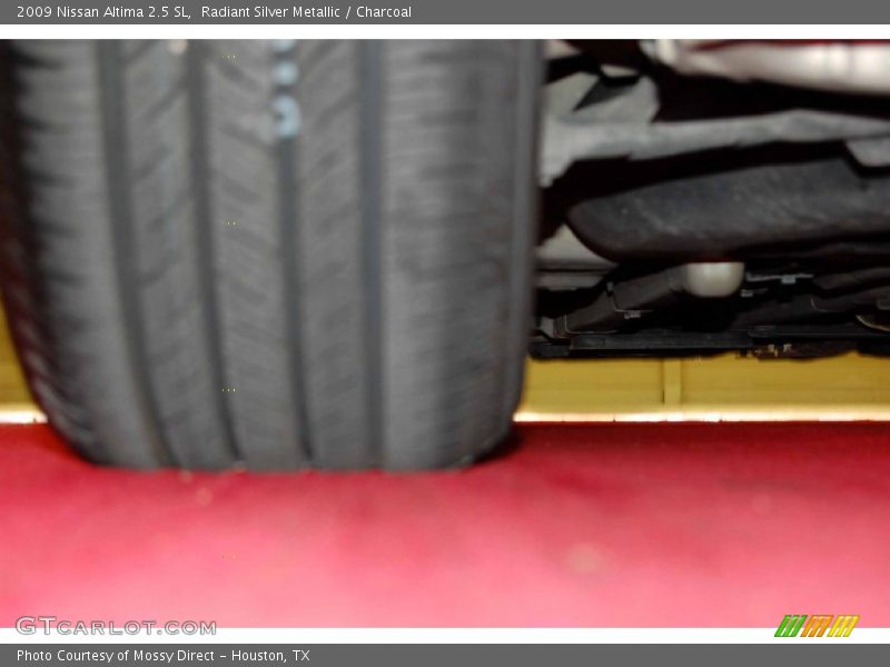 Radiant Silver Metallic / Charcoal 2009 Nissan Altima 2.5 SL