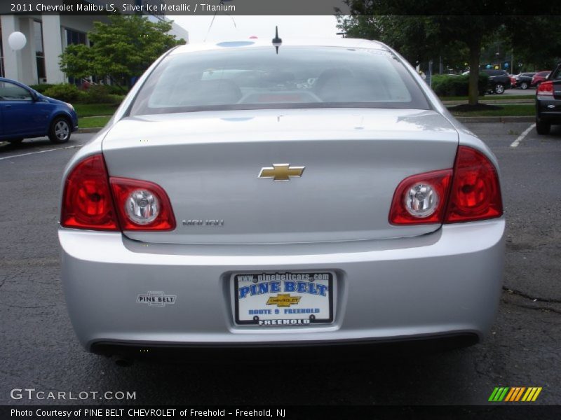 Silver Ice Metallic / Titanium 2011 Chevrolet Malibu LS