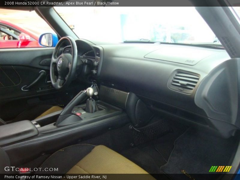 Dashboard of 2008 S2000 CR Roadster