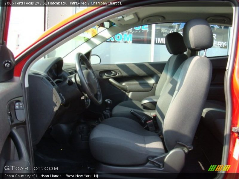  2006 Focus ZX3 SE Hatchback Charcoal/Charcoal Interior