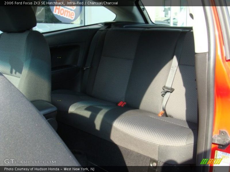 Infra-Red / Charcoal/Charcoal 2006 Ford Focus ZX3 SE Hatchback