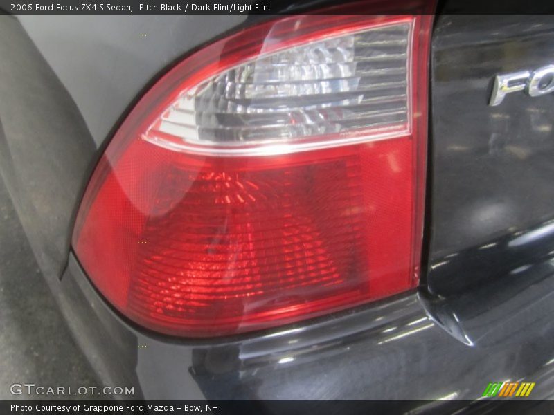 Pitch Black / Dark Flint/Light Flint 2006 Ford Focus ZX4 S Sedan