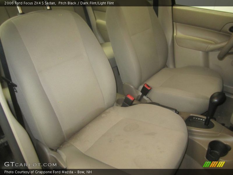 Pitch Black / Dark Flint/Light Flint 2006 Ford Focus ZX4 S Sedan
