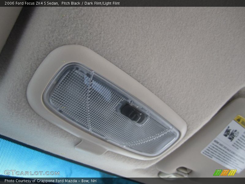 Pitch Black / Dark Flint/Light Flint 2006 Ford Focus ZX4 S Sedan