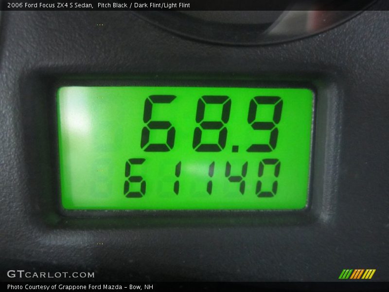 Pitch Black / Dark Flint/Light Flint 2006 Ford Focus ZX4 S Sedan