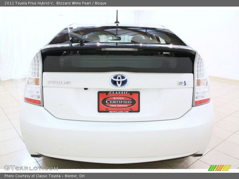 Blizzard White Pearl / Bisque 2011 Toyota Prius Hybrid V