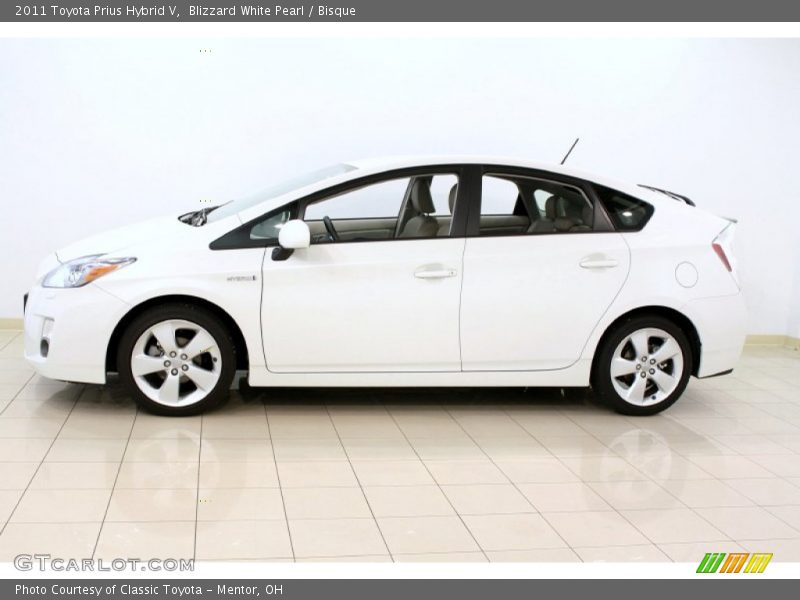 Blizzard White Pearl / Bisque 2011 Toyota Prius Hybrid V