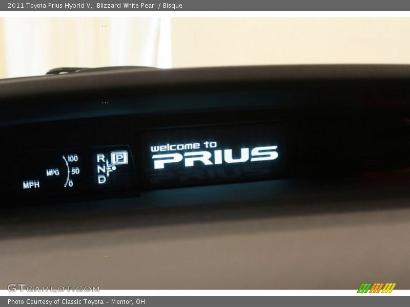 Blizzard White Pearl / Bisque 2011 Toyota Prius Hybrid V
