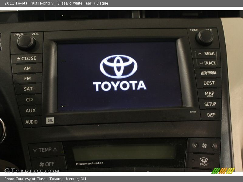 Blizzard White Pearl / Bisque 2011 Toyota Prius Hybrid V