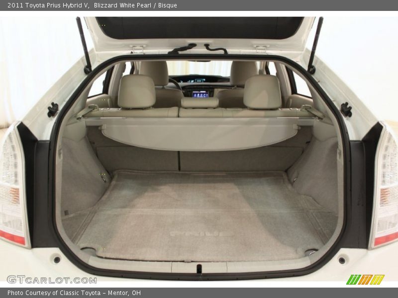 Blizzard White Pearl / Bisque 2011 Toyota Prius Hybrid V