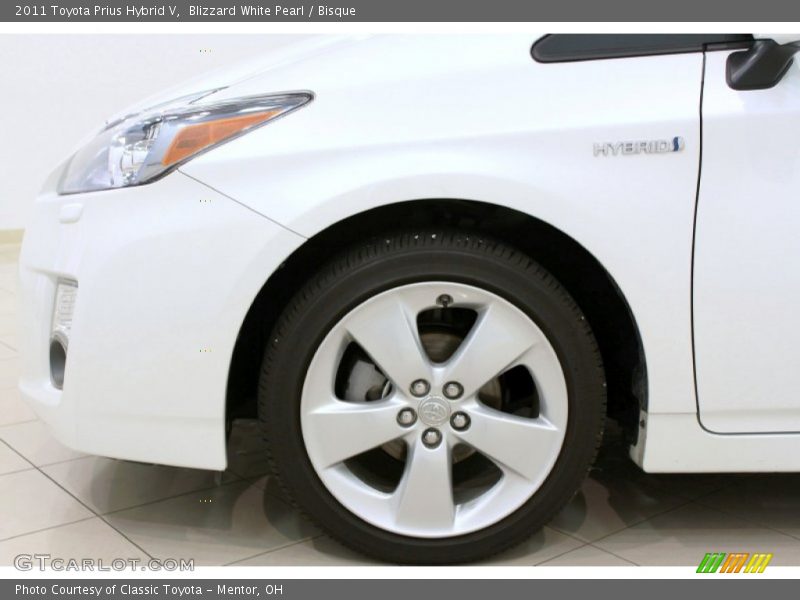 Blizzard White Pearl / Bisque 2011 Toyota Prius Hybrid V