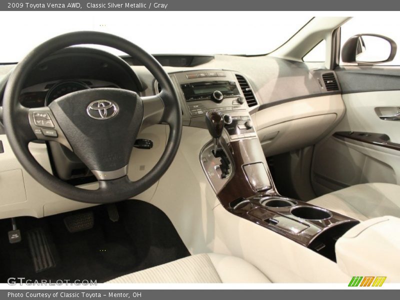 Gray Interior - 2009 Venza AWD 