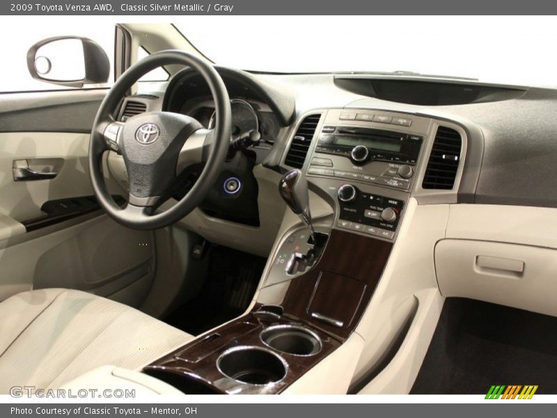 Classic Silver Metallic / Gray 2009 Toyota Venza AWD