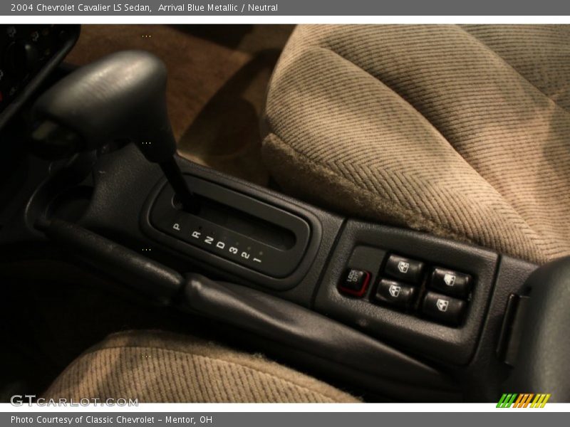 Arrival Blue Metallic / Neutral 2004 Chevrolet Cavalier LS Sedan