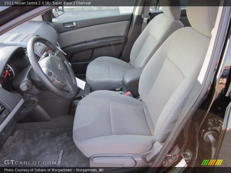 Super Black / Charcoal 2011 Nissan Sentra 2.0 SR