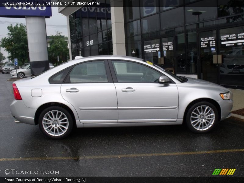 Silver Metallic / Off Black Leather 2011 Volvo S40 T5