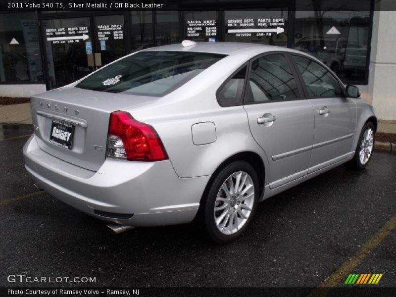 Silver Metallic / Off Black Leather 2011 Volvo S40 T5