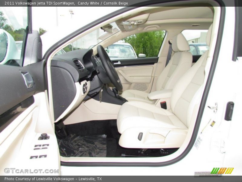 Candy White / Cornsilk Beige 2011 Volkswagen Jetta TDI SportWagen