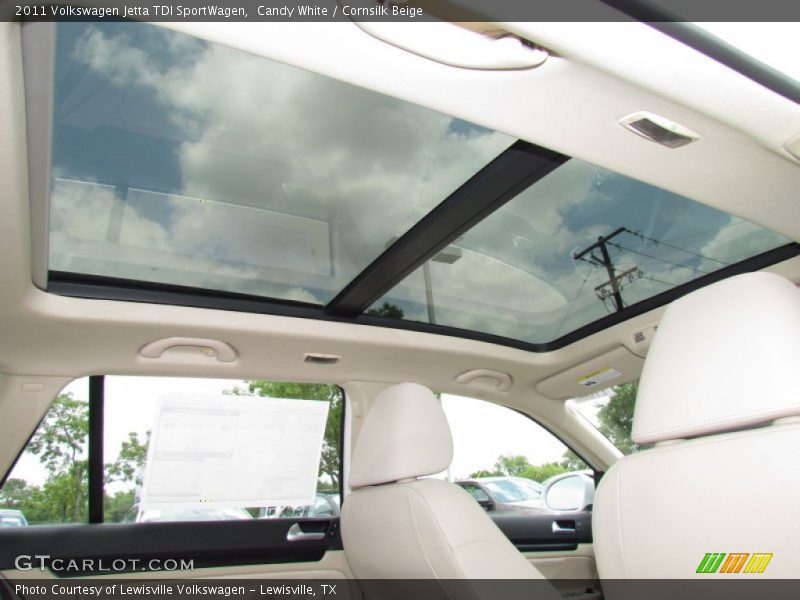 Candy White / Cornsilk Beige 2011 Volkswagen Jetta TDI SportWagen