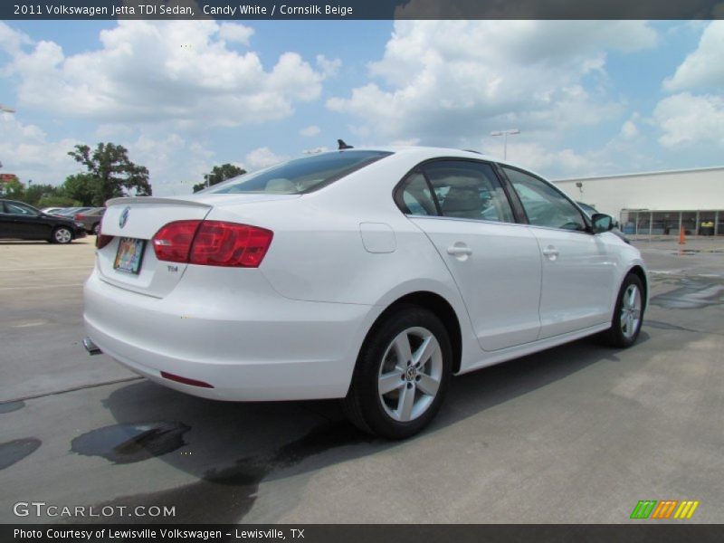Candy White / Cornsilk Beige 2011 Volkswagen Jetta TDI Sedan