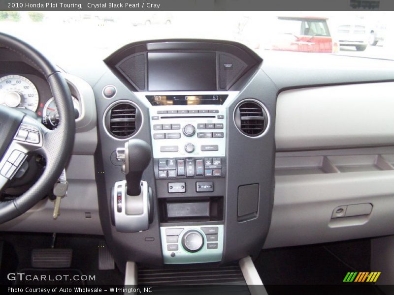 Dashboard of 2010 Pilot Touring