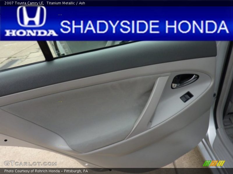 Titanium Metallic / Ash 2007 Toyota Camry LE