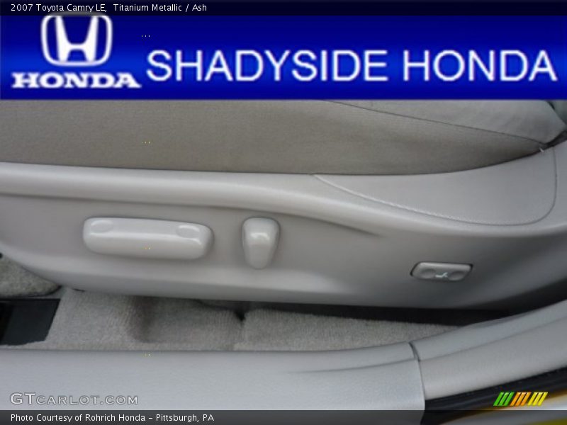 Titanium Metallic / Ash 2007 Toyota Camry LE