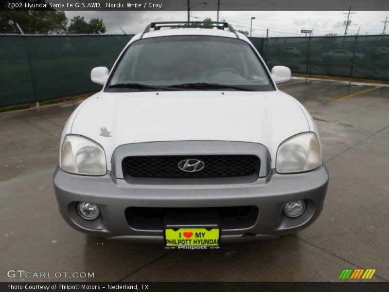 Nordic White / Gray 2002 Hyundai Santa Fe GLS AWD